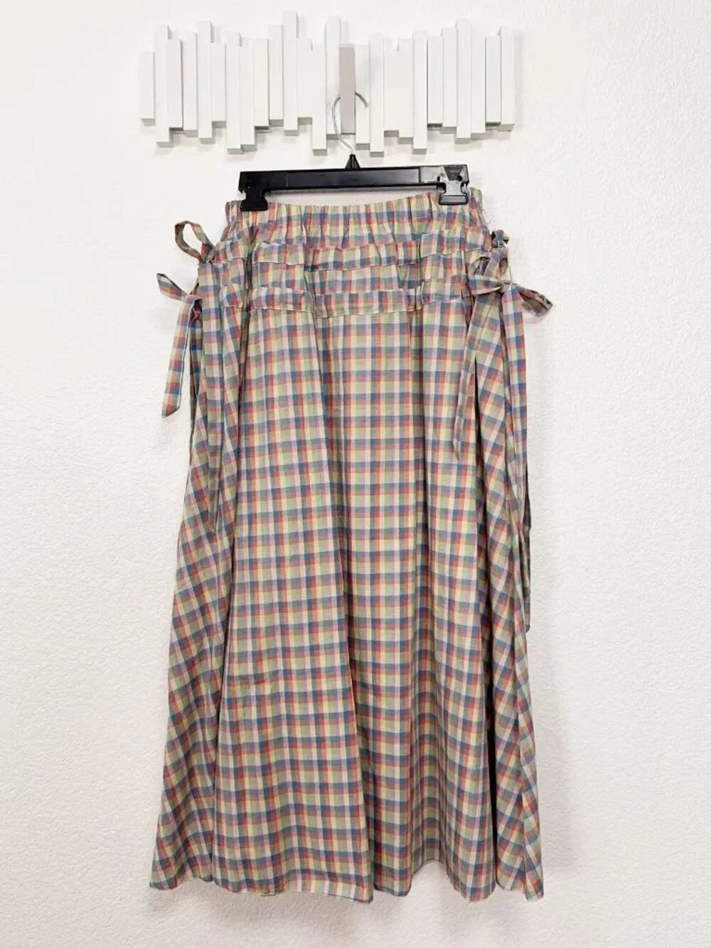 Women’s Plaid Maxi Skirt – Neutral Tones